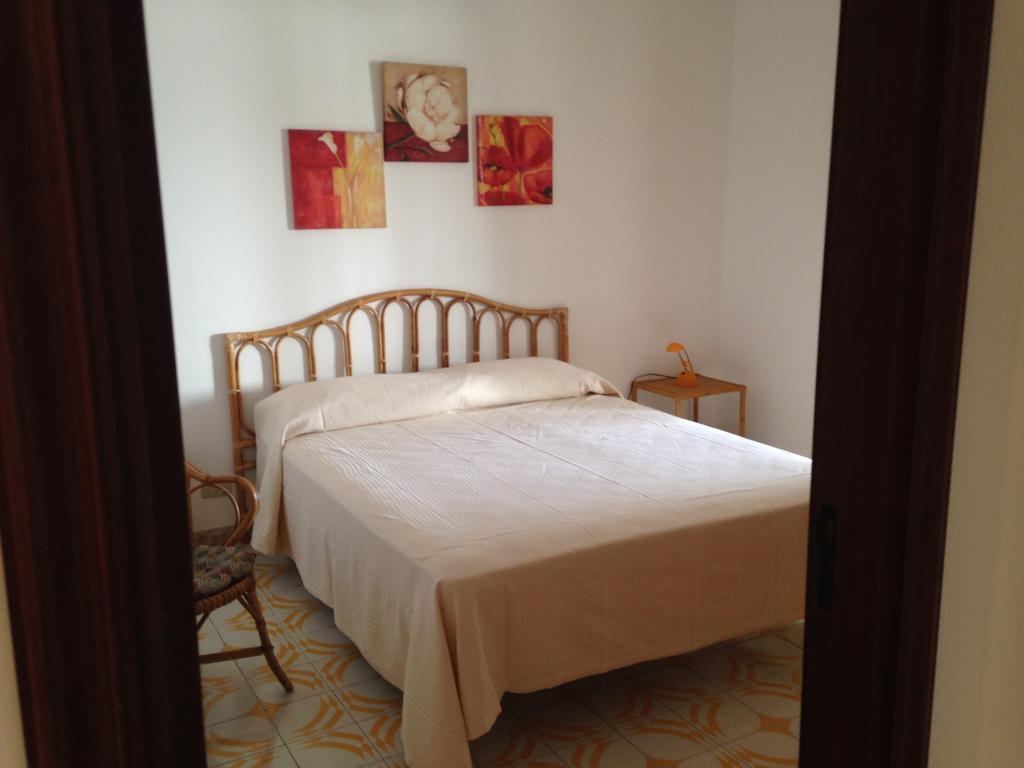 Il Girasole Apartment Torre dell'Orso Bagian luar foto
